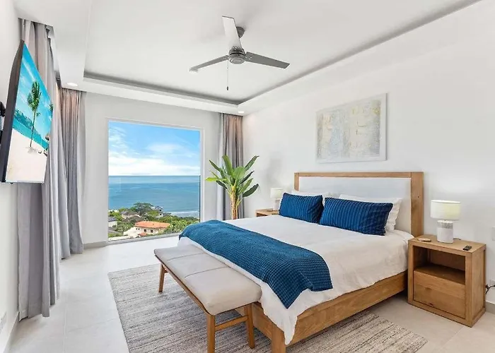 Infinity Pools, Ocean Views, Gym & Concierge * Tamarindo