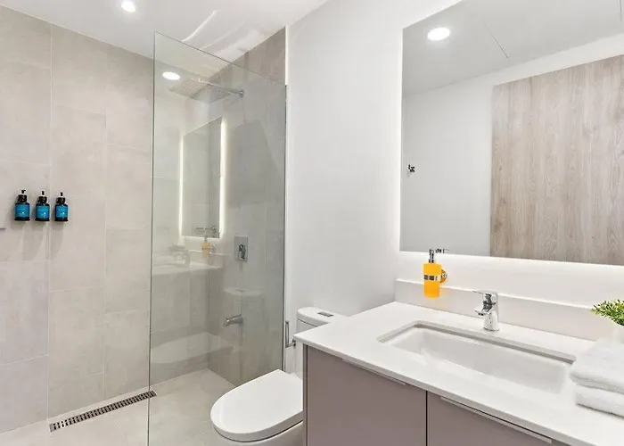 Infinity Pools, Ocean Views, Gym & Concierge Сasa de vacaciones